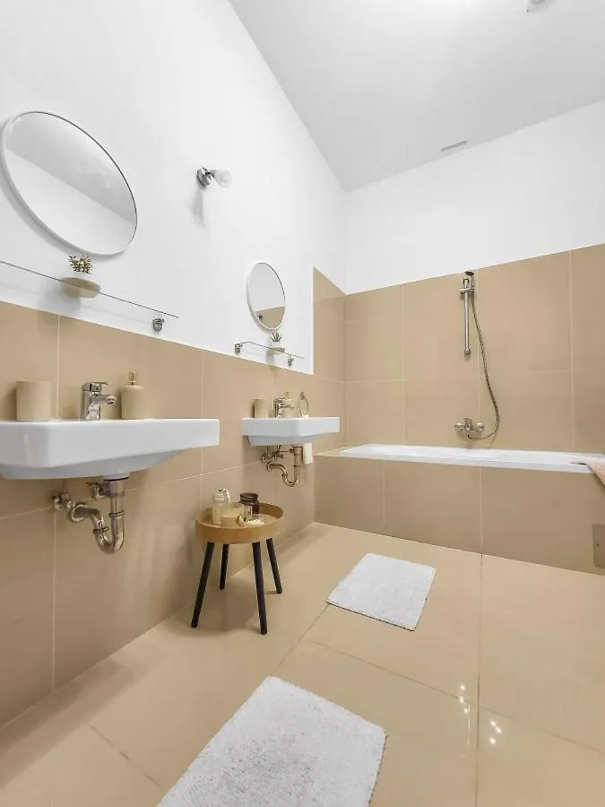 Nordwestbahn Apartments Вена