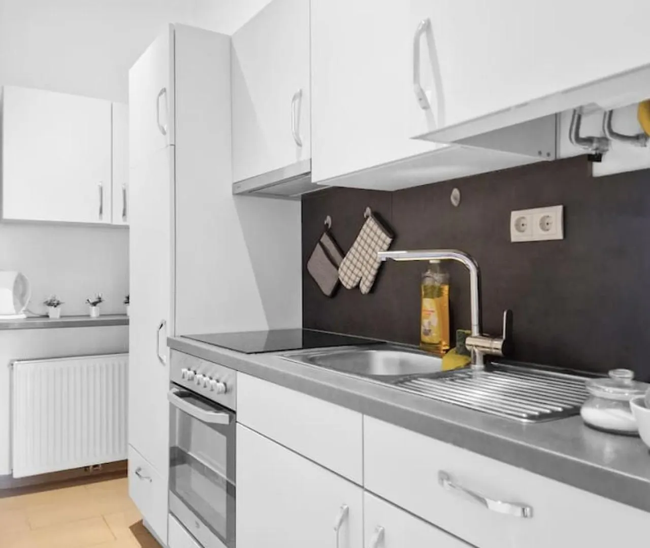 Nordwestbahn Apartments Вена 0*,  Австрия